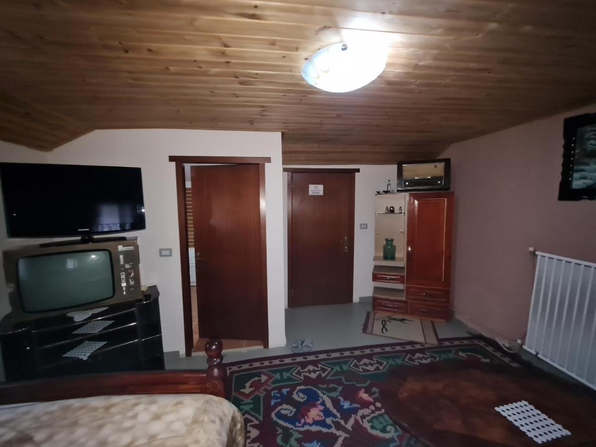 Hotel Sofra Kolonjare Agroturizem à Erseke Extérieur photo