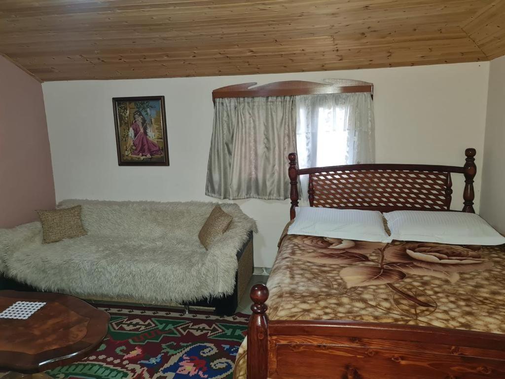 Hotel Sofra Kolonjare Agroturizem à Erseke Extérieur photo