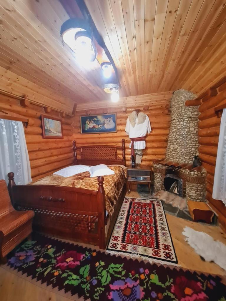 Hotel Sofra Kolonjare Agroturizem à Erseke Extérieur photo